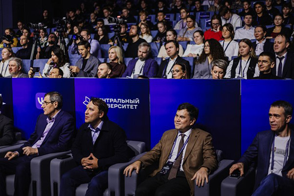 Центральный университет стал соорганизатором Всероссийской олимпиады по искусственному интеллекту